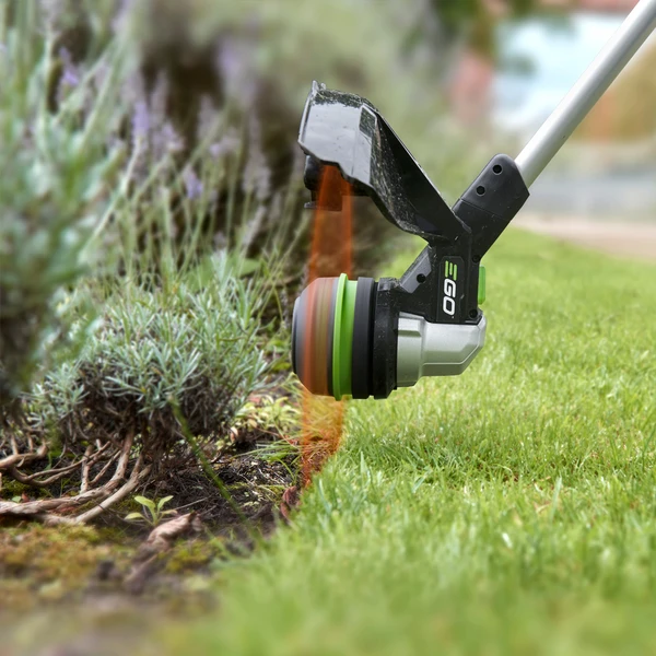 איך מחליפים חוט בחרמש? המדריך המלא